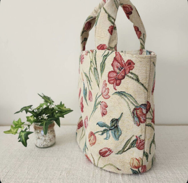 ゴブラン織︎花柄トートbag | iichi 日々の暮らしを心地よくする
