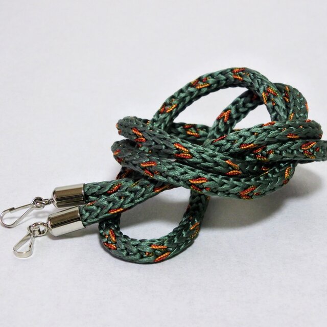 着物リメイク　帯締めで作ったスマホショルダー、スマホストラップ