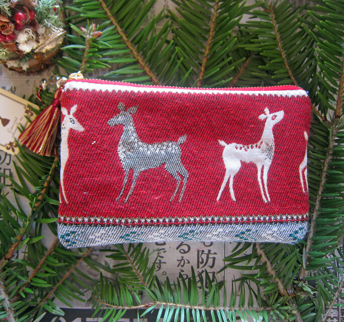 1点かぎりクリスマス両面違う　トナカイとハートのポーチ