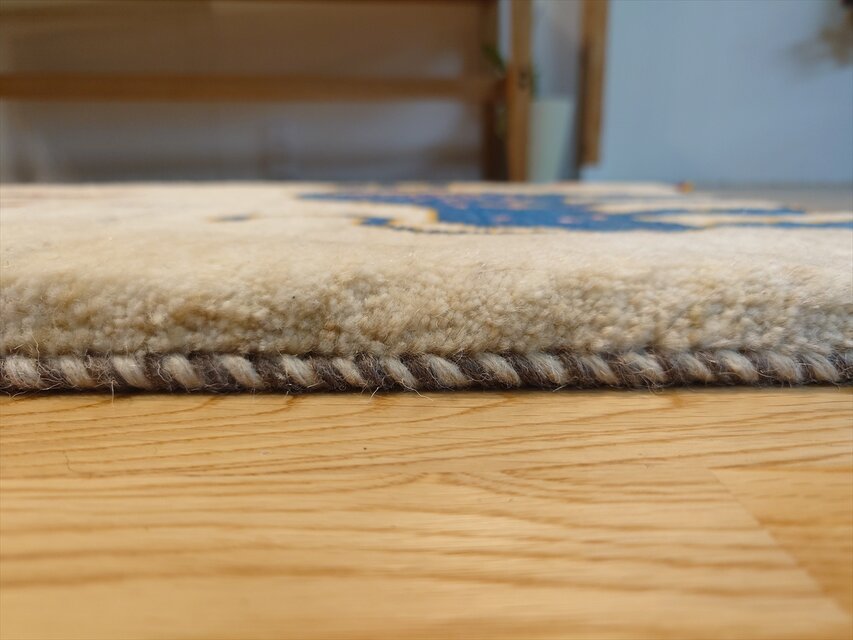 ペルシャ ギャッベ ランナー中 ラグ 135x53cm 3匹のライオン RJ12937