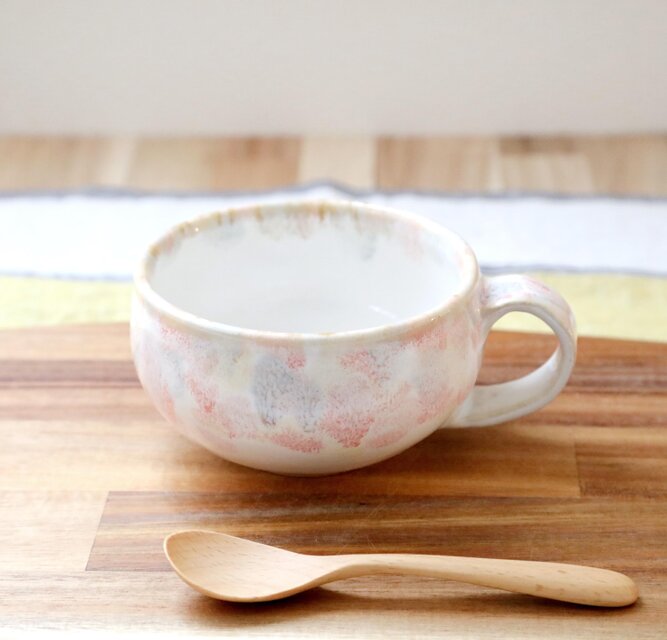白釉と秋色模様のスープカップ
