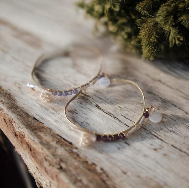 冬月のバングル – 誕生石エディション –