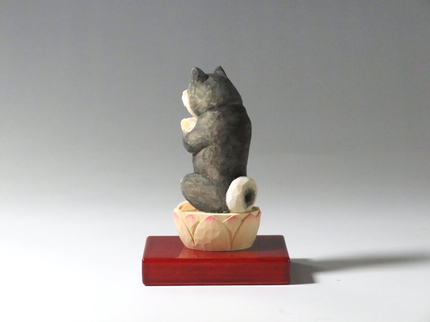 木彫り 合掌黒柴 犬仏2502 | iichi 日々の暮らしを心地よくする