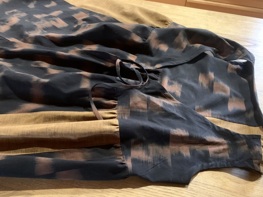 久留米絣のカシュクールロングロングベスト | iichi 日々の暮らしを
