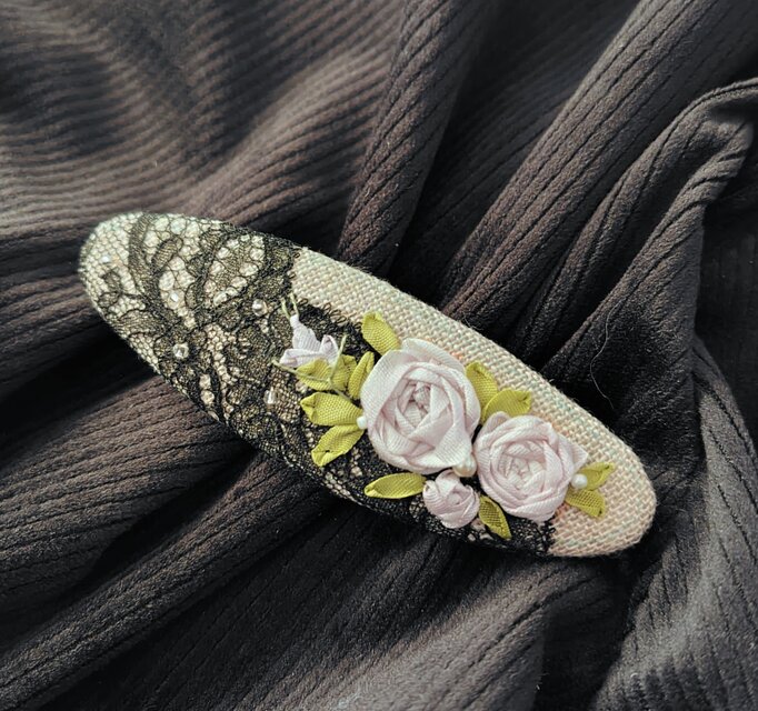アンティークレース*リボン刺繍*バレッタ*d | iichi 日々の暮らしを