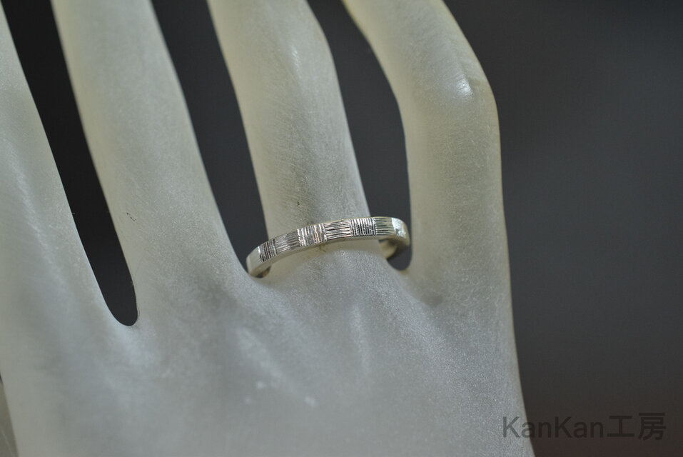 SVリング｜市松・1列｜平打ち・幅(約)2.5㎜ | iichi 日々の暮らしを