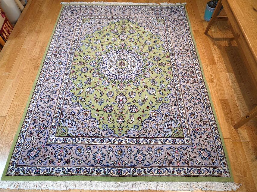 ペルシャ絨毯 カシャーン産 ライトグリーン エメラルドグリーン 若草色