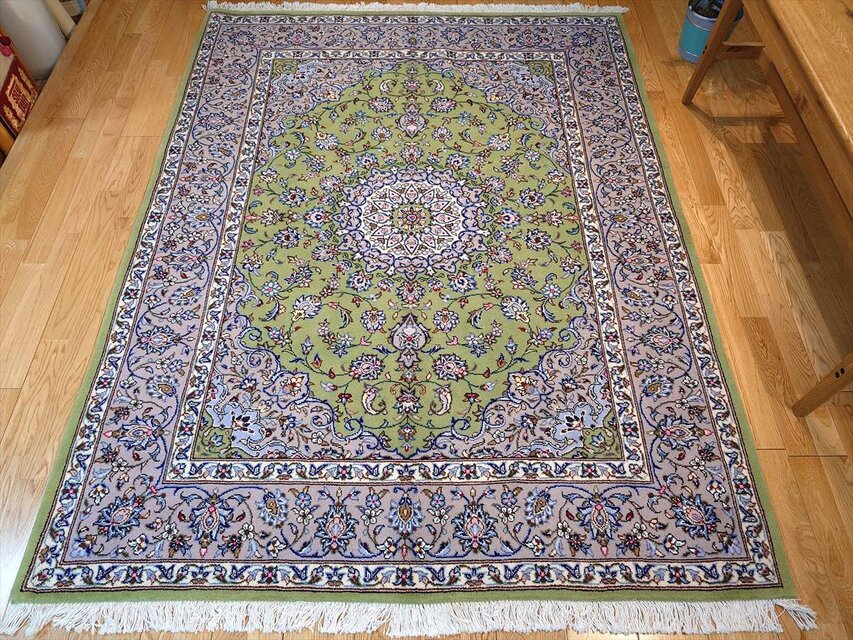 ペルシャ絨毯 カシャーン産 ライトグリーン エメラルドグリーン 若草色