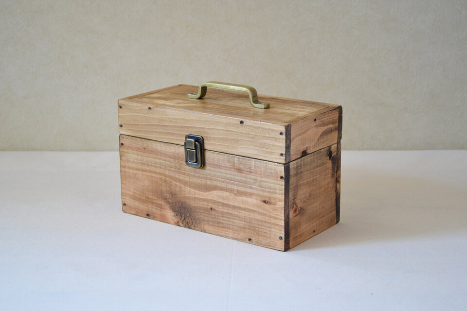 0310mito　国産ひのきのトランクBOX　木製ケース　Mサイズ　アンティークゴールド角