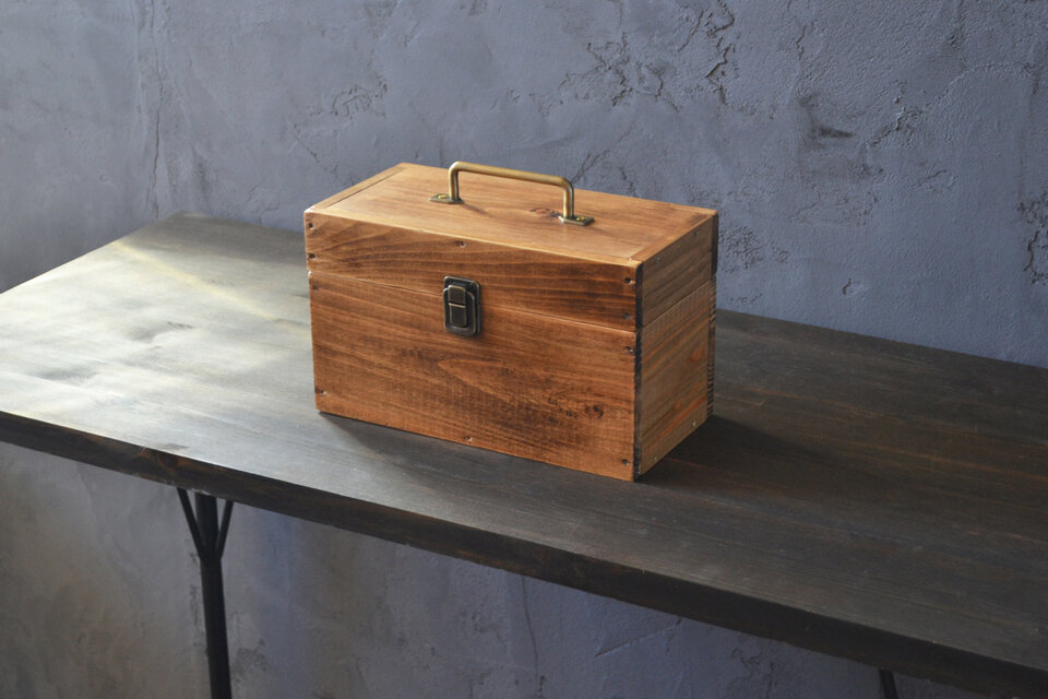 0310mito　国産ひのきのトランクBOX　木製ケース　Mサイズ　アンティークゴールド丸