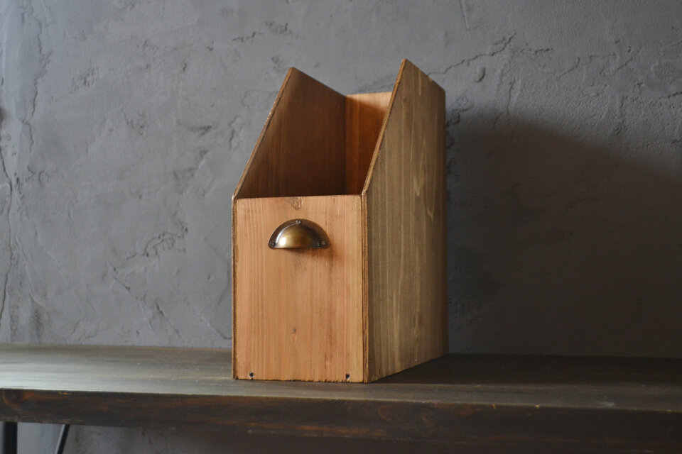 0310mito　国産ひのきのブックスタンド　アンティークブロンズの取手