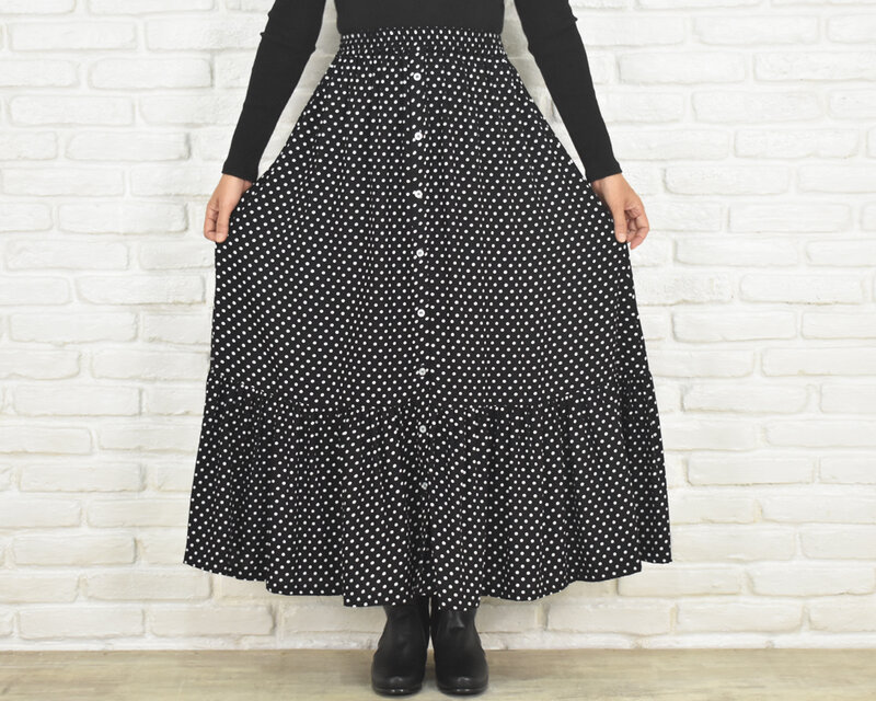 黒ドットの大人ティアードスカート　水玉　