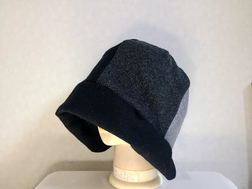 魅せる帽子☆ふんわり軽い♪ウールのグラデーションクロッシュ～ブラック&グレー2
