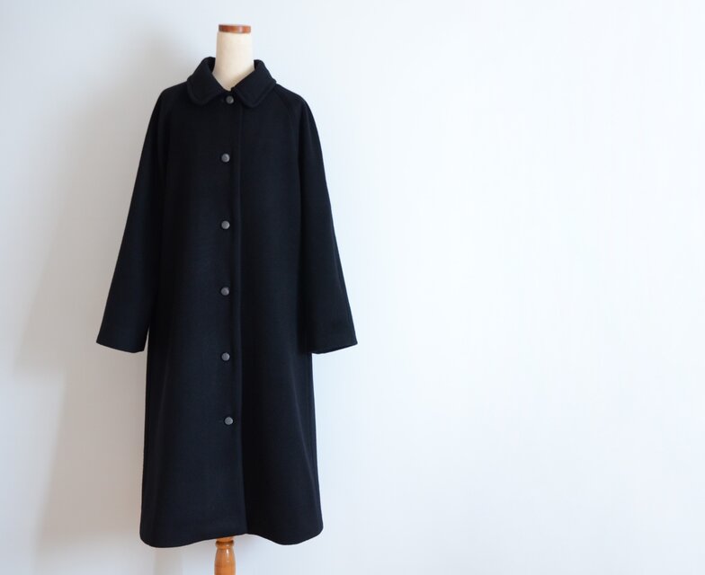 ウール100％ ラグランスリーブコート ブラック | iichi 日々の暮らしを