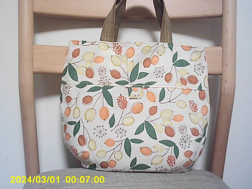 オックス10番生地・オリーブ柄の手提げ