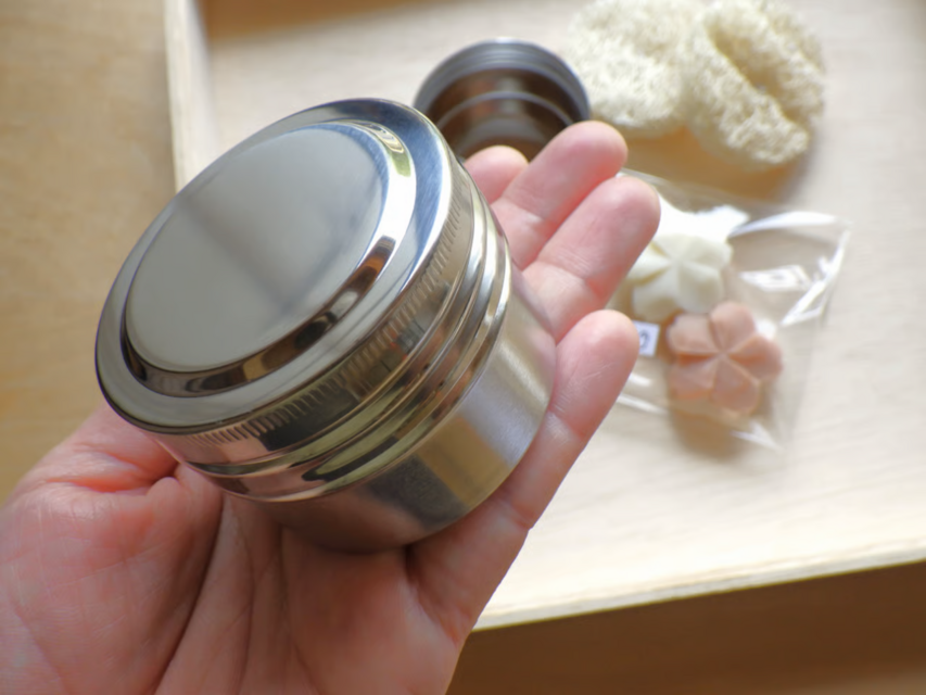 おでかけ　せっけんケース　へちまスポンジ付き　ステンレス製