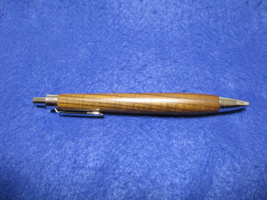 神代欅（ケヤキ）縮み杢 鳥海山産 オイル仕上げ 木軸ボールペン