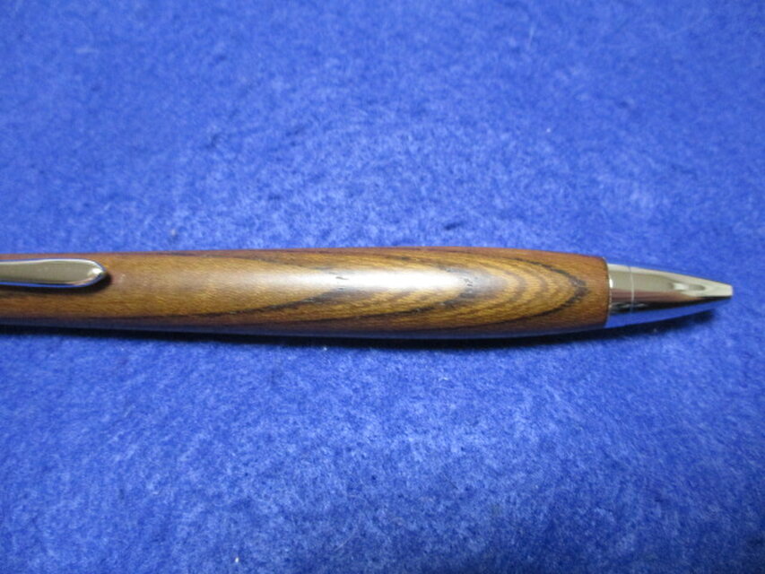 神代欅（ケヤキ）縮み杢 鳥海山産 オイル仕上げ 木軸ボールペン