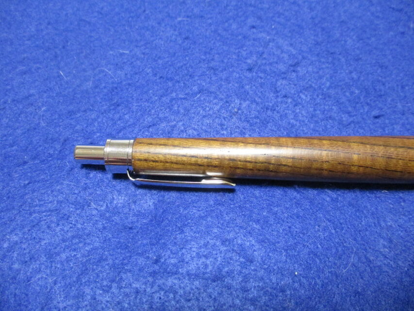 神代欅（ケヤキ）縮み杢 鳥海山産 オイル仕上げ 木軸ボールペン