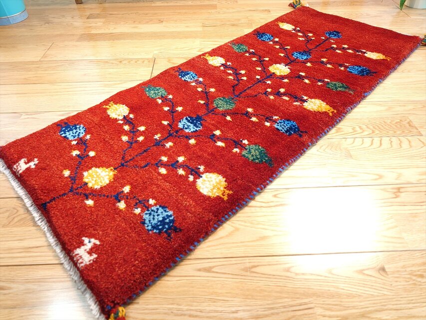 ペルシャ ギャッベ ミニランナー ラグ 115x44cm 茜色 ザクロの実