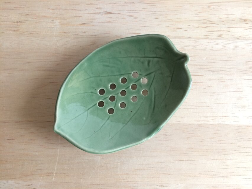 ソープディッシュ（葉っぱ・グリーン）