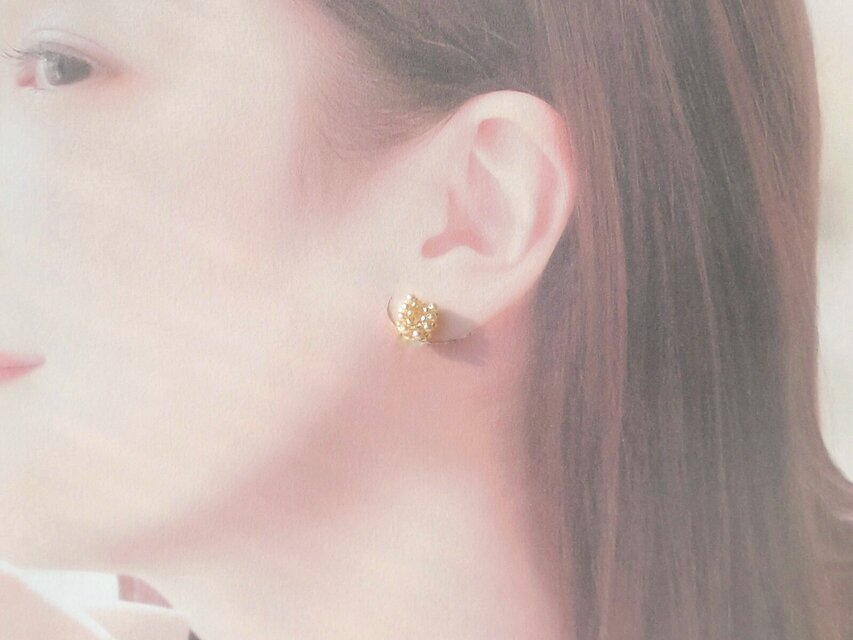 ホースシューのイヤリング (ピアス) / ゴールド