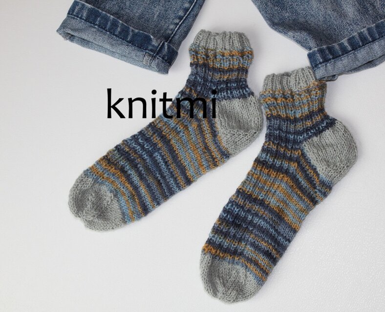 【洗濯機OK】冷えない靴下　ドイツウール＜男女兼用＞　手編み　靴下