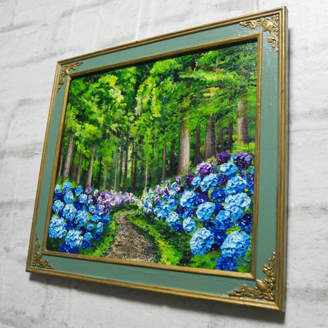 油絵【梅雨の紫陽花の道】 | iichi 日々の暮らしを心地よくする