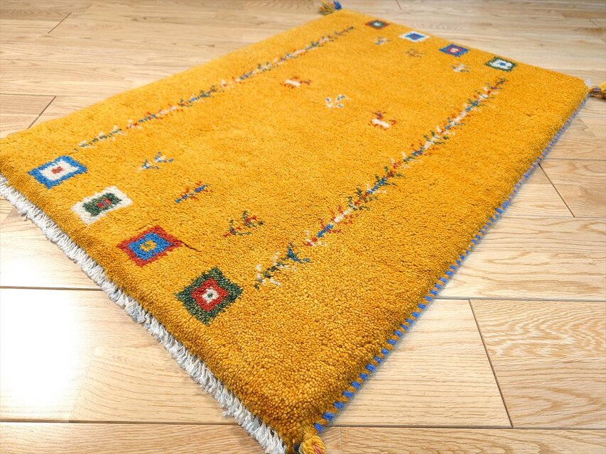 ペルシャ ギャッベ 玄関マット 84x58cm 黄金色 生命の木 上下にパネル