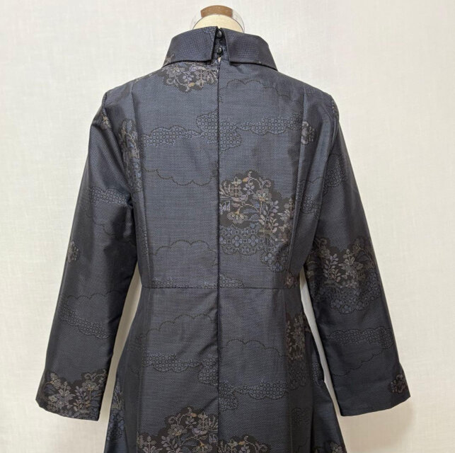 着物リメイク 大島紬花柄ワンピース 雲取文様 2WAY Aライン ゆったり L