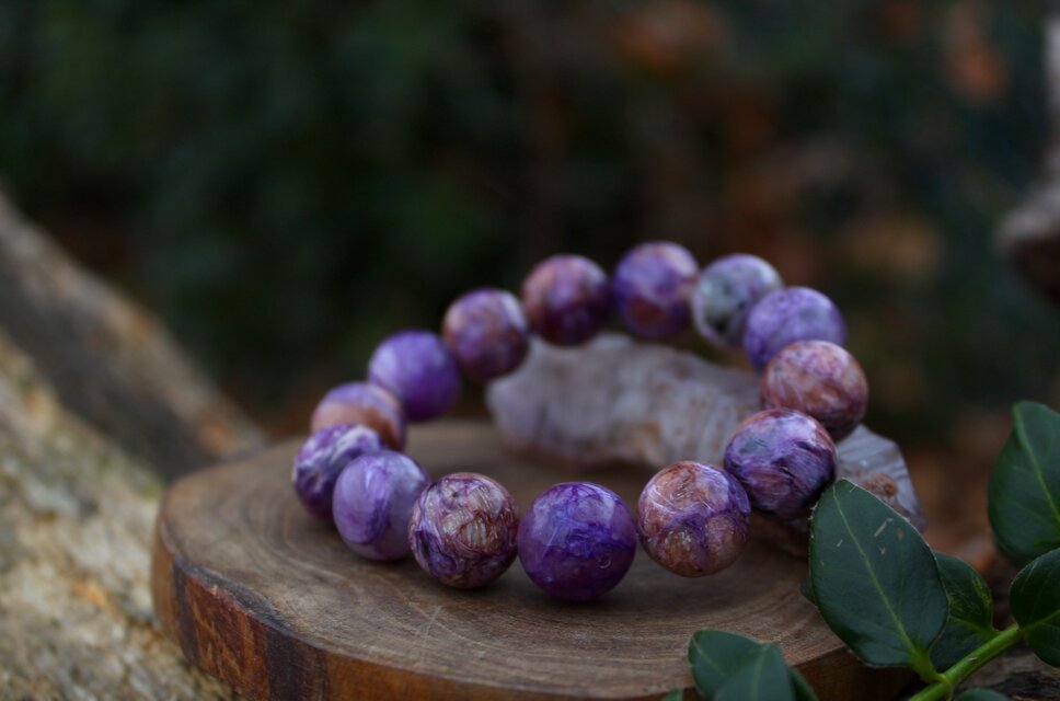 専用【極上,美品】天然チャロアイト １４㎜　ブレスレット　希少　大玉 チャロアイトA級 14ミリ ダイナミックなエネルギー、人生の変化の