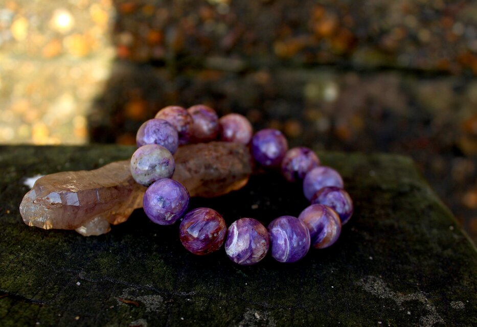 【専用】⭐良品質⭐美品⭐チャロアイト14.5㍉ チャロアイトA級 14ミリ ダイナミックなエネルギー、人生の変化の