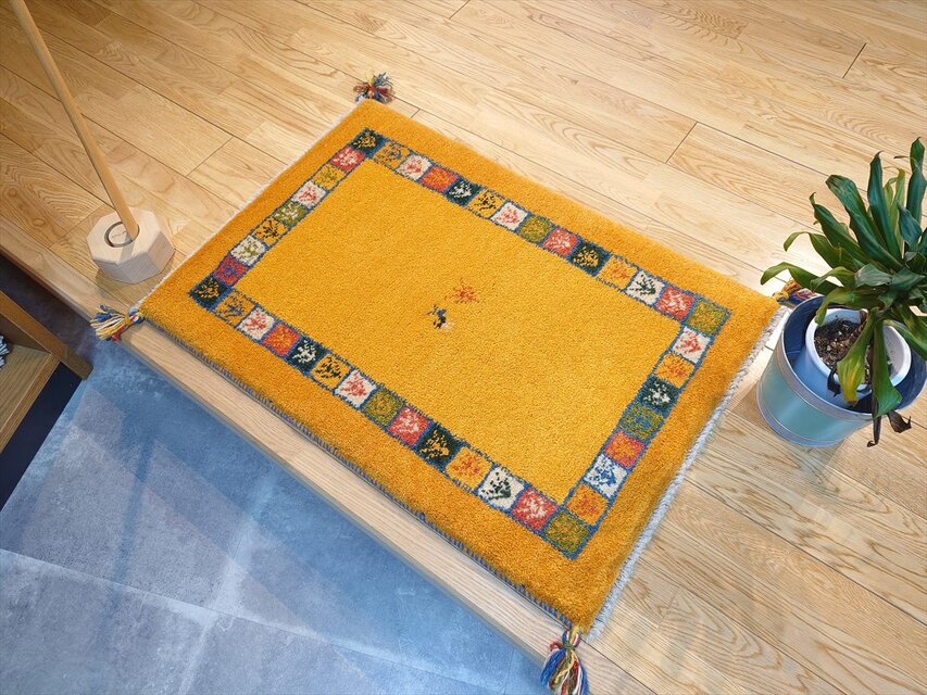 ペルシャ ギャッベ 玄関マット ラグ 88x62cm 黄金色 色とりどりの