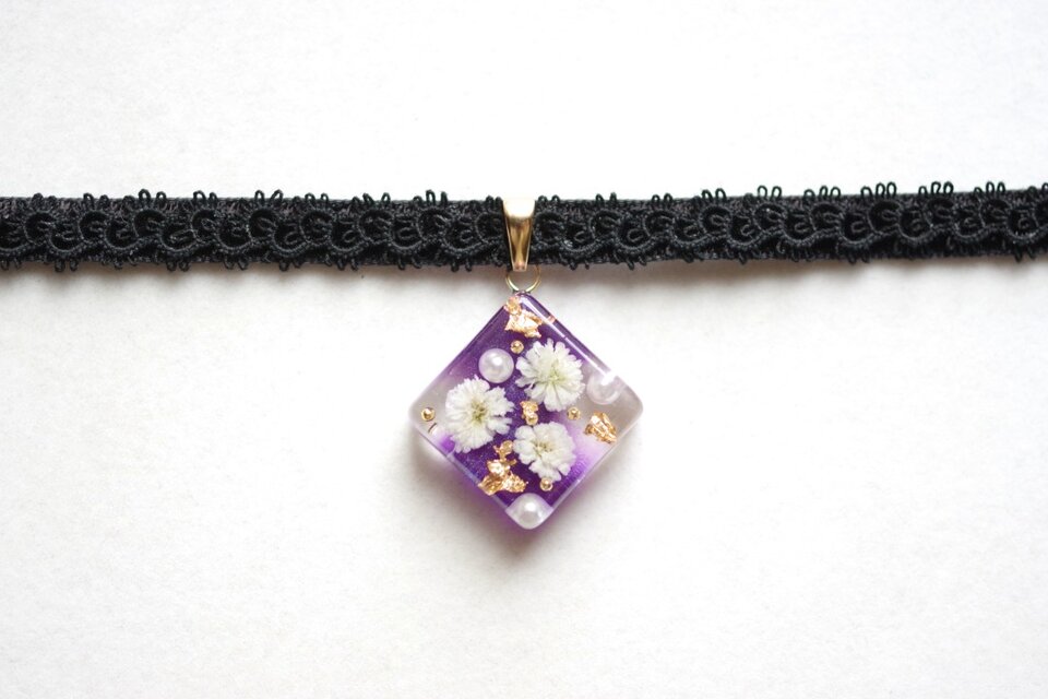 受注製作】レジンアート スクエアモチーフとタティングレースと