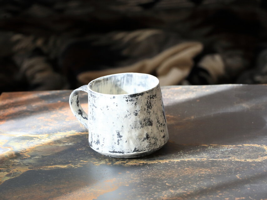 ファンタジーアート展　マグカップ　好敵手 手びねり台形マグ180ml【132】 | iichi 日々の暮らしを心地よくする