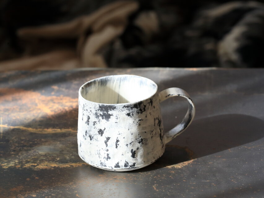 手びねり台形マグ180ml【133】 | iichi 日々の暮らしを心地よくする