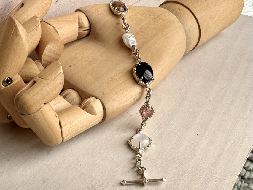 いろいろ天然石のシルバーブレスレット | iichi 日々の暮らしを