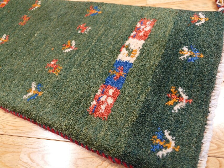 ペルシャ ギャッベ ミニランナー ラグ 115x40cm 緑色 生命の木 ヤギ 羊