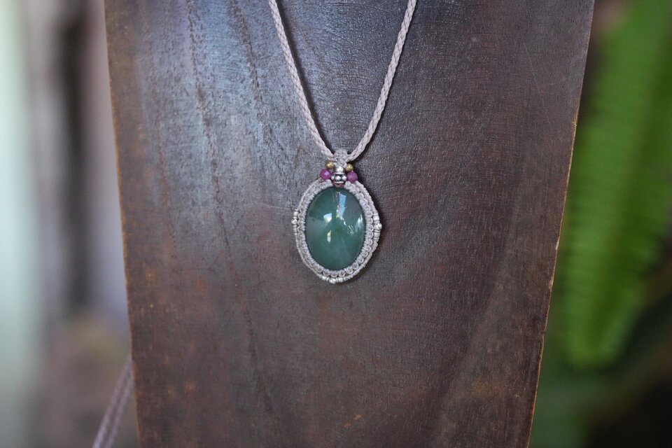 深い緑ミャンマーJede☆翡翠☆ マクラメネックレス1952 | iichi 日々の