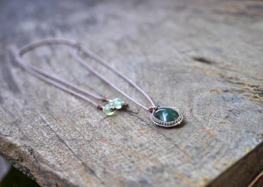 深い緑ミャンマーJede☆翡翠☆ マクラメネックレス1952 | iichi 日々の