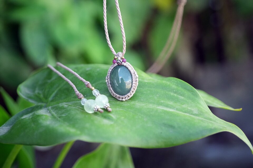 翡翠　(竹) マクラメ　ネックレス 深い緑ミャンマーJede☆翡翠☆ マクラメネックレス1952 | iichi 日々の