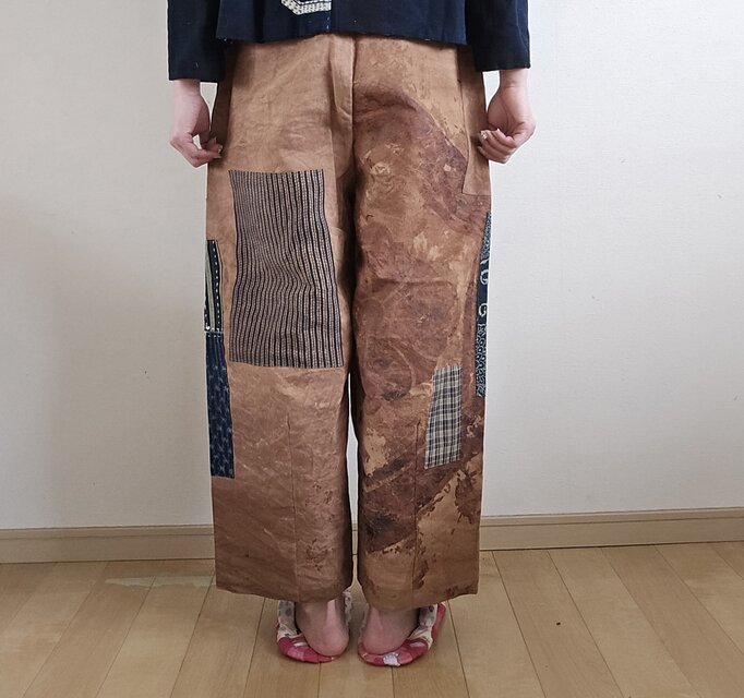着物リメイク のぼり 柿渋染め 絣 型染め パッチワーク パンツ | iichi