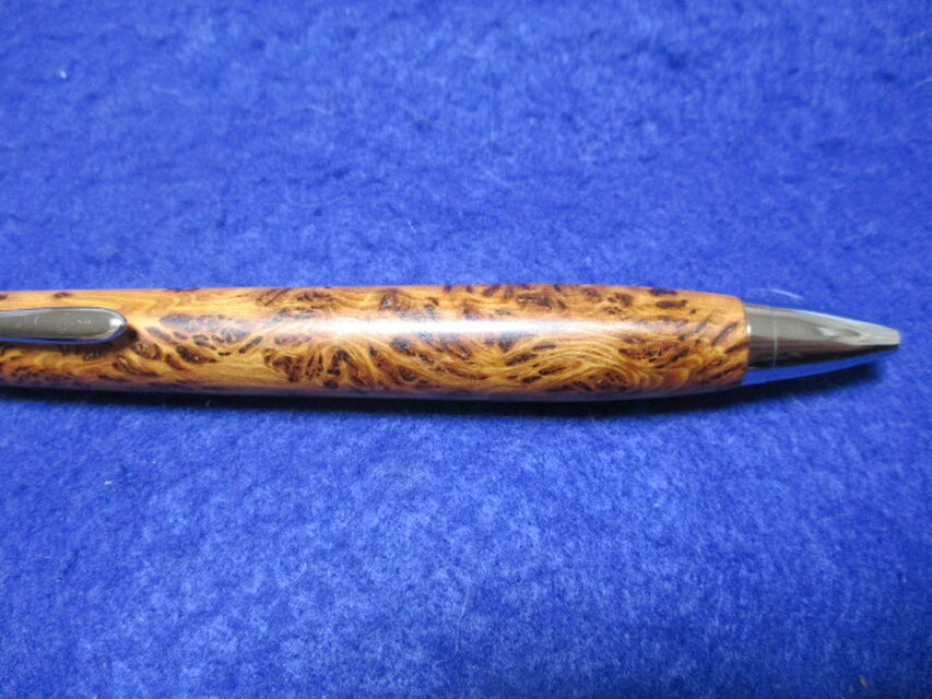 屋久杉瘤 泡瘤 椿油仕上げ 木軸ボールペン(シャープペンシル） 希少材