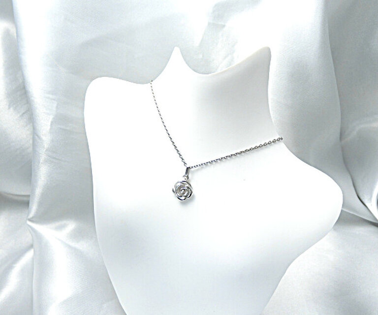 薔薇 ネックレス シルバー シルバーroseネックレス250818 名古屋の