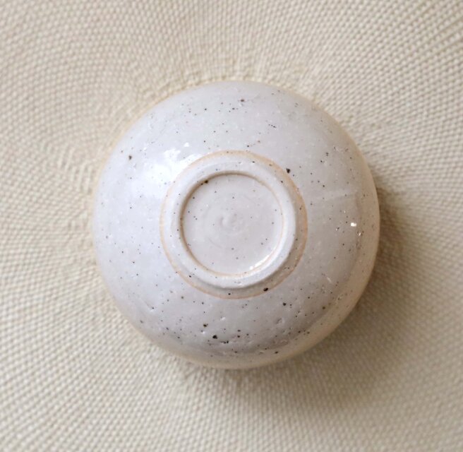 白御影土と透明釉のお湯のみ 縁飴 ＊ 1 | iichi 日々の暮らしを