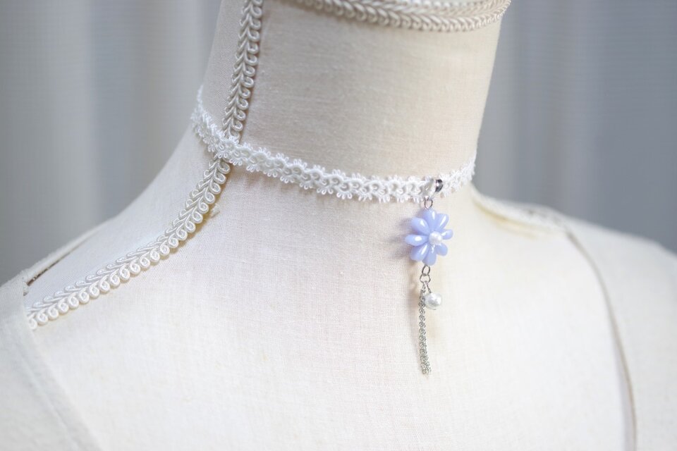 チョーカー レジンパール 受注製作】レジンアート オーバルモチーフとタティングレースとサテン