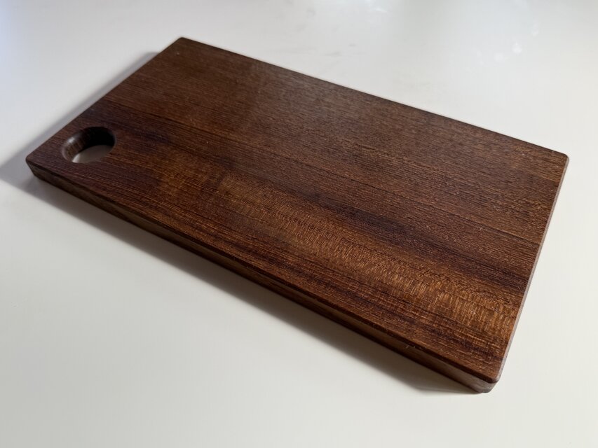 チーク 無垢カッティングボード 17×165×300mm 亜麻仁油仕上げ 穴付き 1