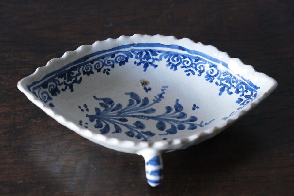 18世紀 南仏 陶器 青絵 ラヴィエ フランス アンティーク 0502453