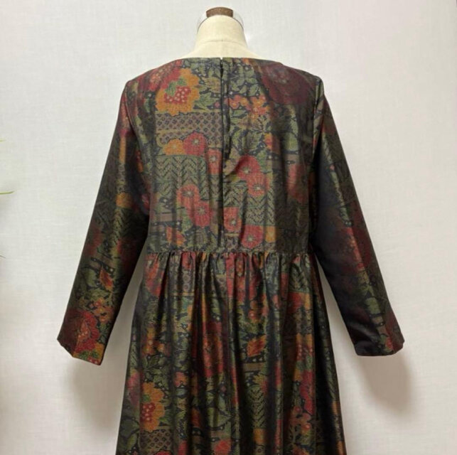 着物リメイク 大島紬花柄ロングワンピース ジャンパースカート 2WAY