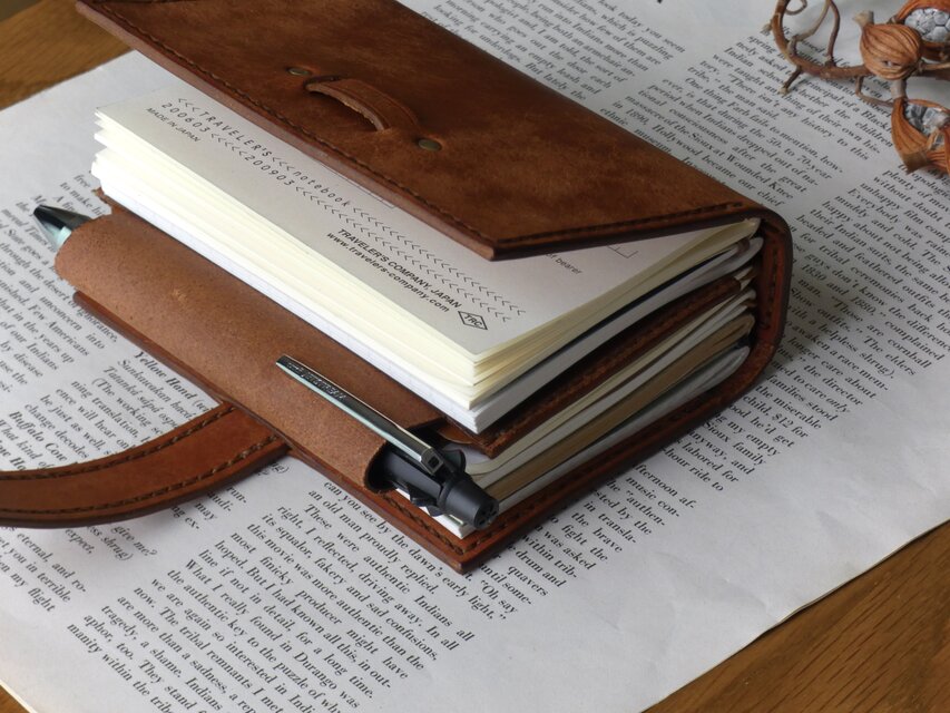 トラベラーズノートカバー／パスポートサイズ／革／ブラウン | iichi